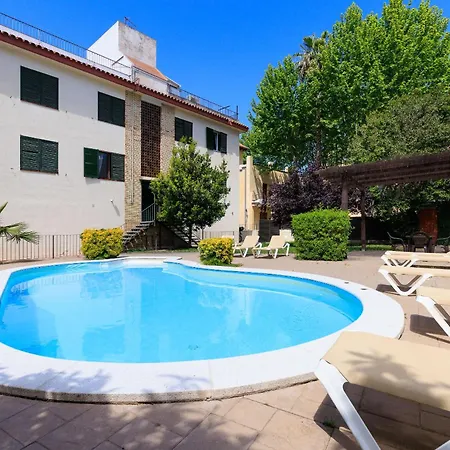 New Queens 1b Planetcostadorada Apartman